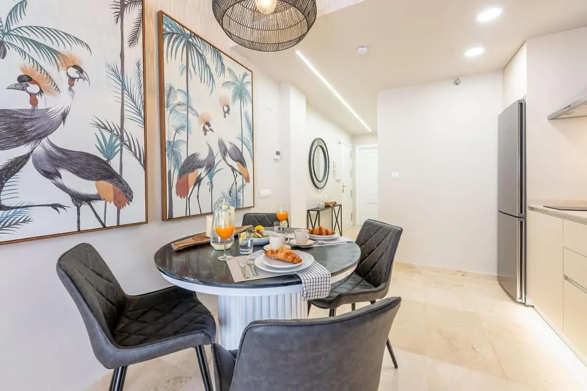 Vivendos - Ma16 - Capuchinos Parking Apartment Malaga 0*,