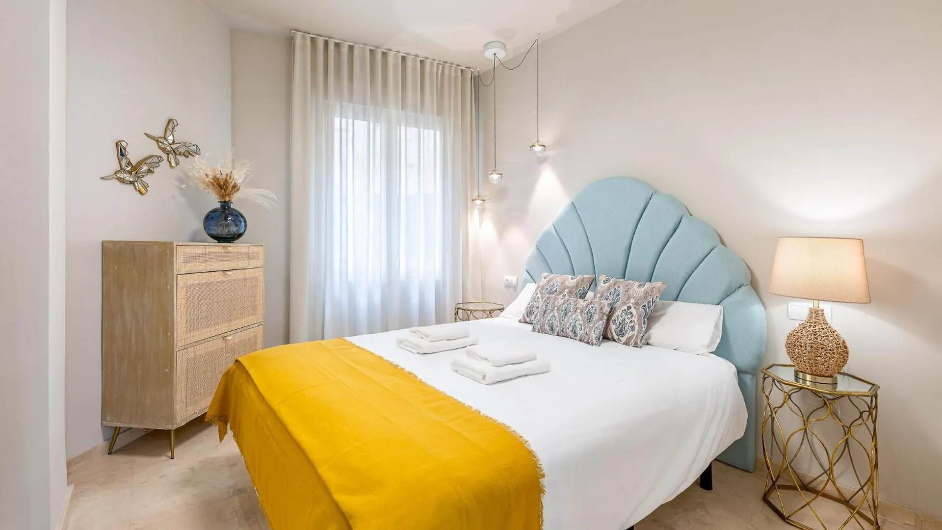 Vivendos - Ma16 - Capuchinos Parking Apartment Malaga