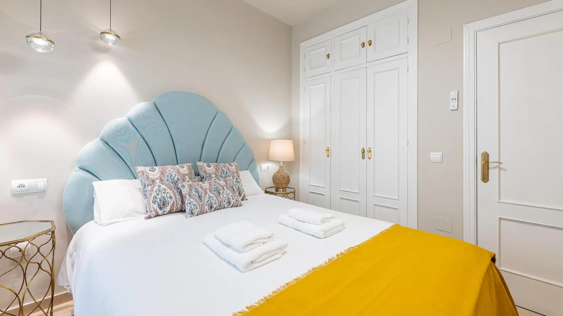 Vivendos - Ma16 - Capuchinos Parking Apartment Malaga 0*,  Spain