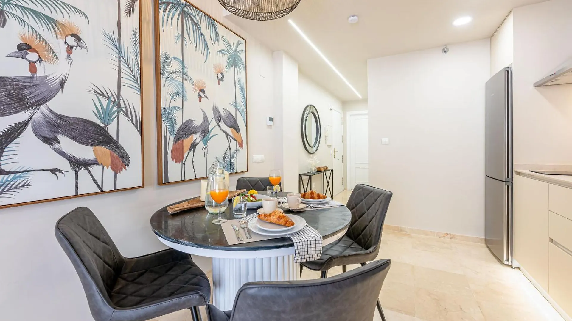 Vivendos - Ma16 - Capuchinos Parking Apartment Malaga 0*,  Spain
