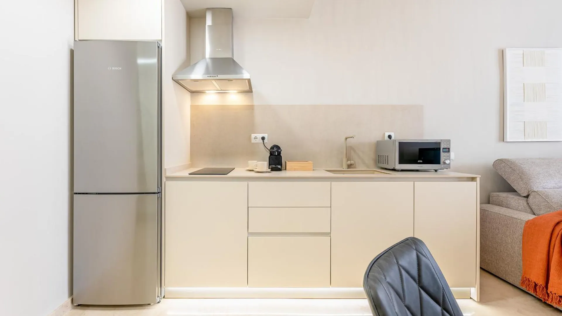 Vivendos - Ma16 - Capuchinos Parking Apartment Malaga