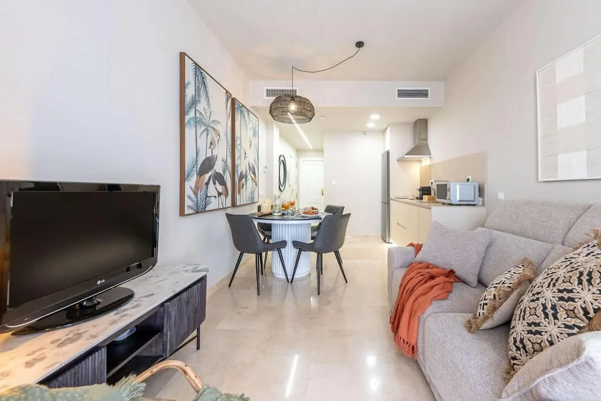 Vivendos - Ma16 - Capuchinos Parking Apartment Malaga 0*,  Spain
