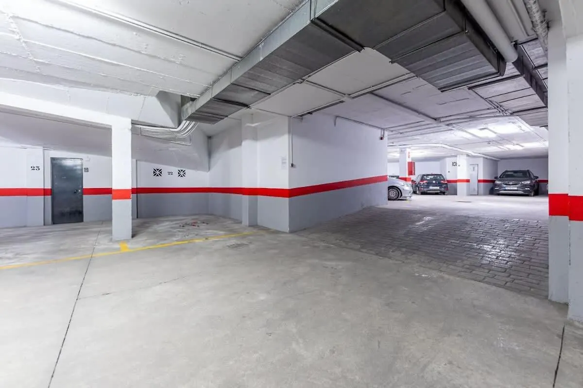 Vivendos - Ma16 - Capuchinos Parking Apartment Malaga